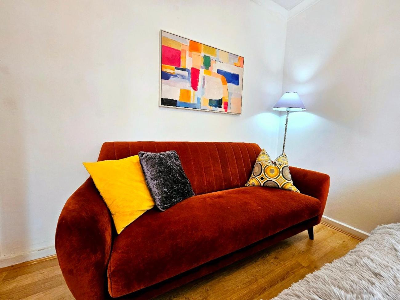 Bright & Spacious Home In Building With Lift, Right Next To Bayswater Station - Walk To Kensington Palace, Hyde Park, Little Venice & Notting Hill ロンドン エクステリア 写真